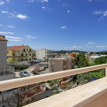 Apartment Bay Marisa Makarska
